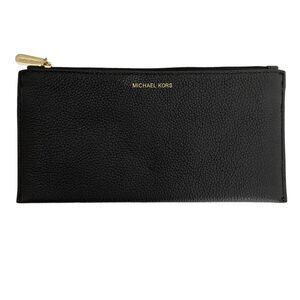 Michael Kors Travel Large Black Pebble Leather Wallet Zip Closure 9.5 x 5